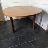 Vintage 60s extendable round teak table