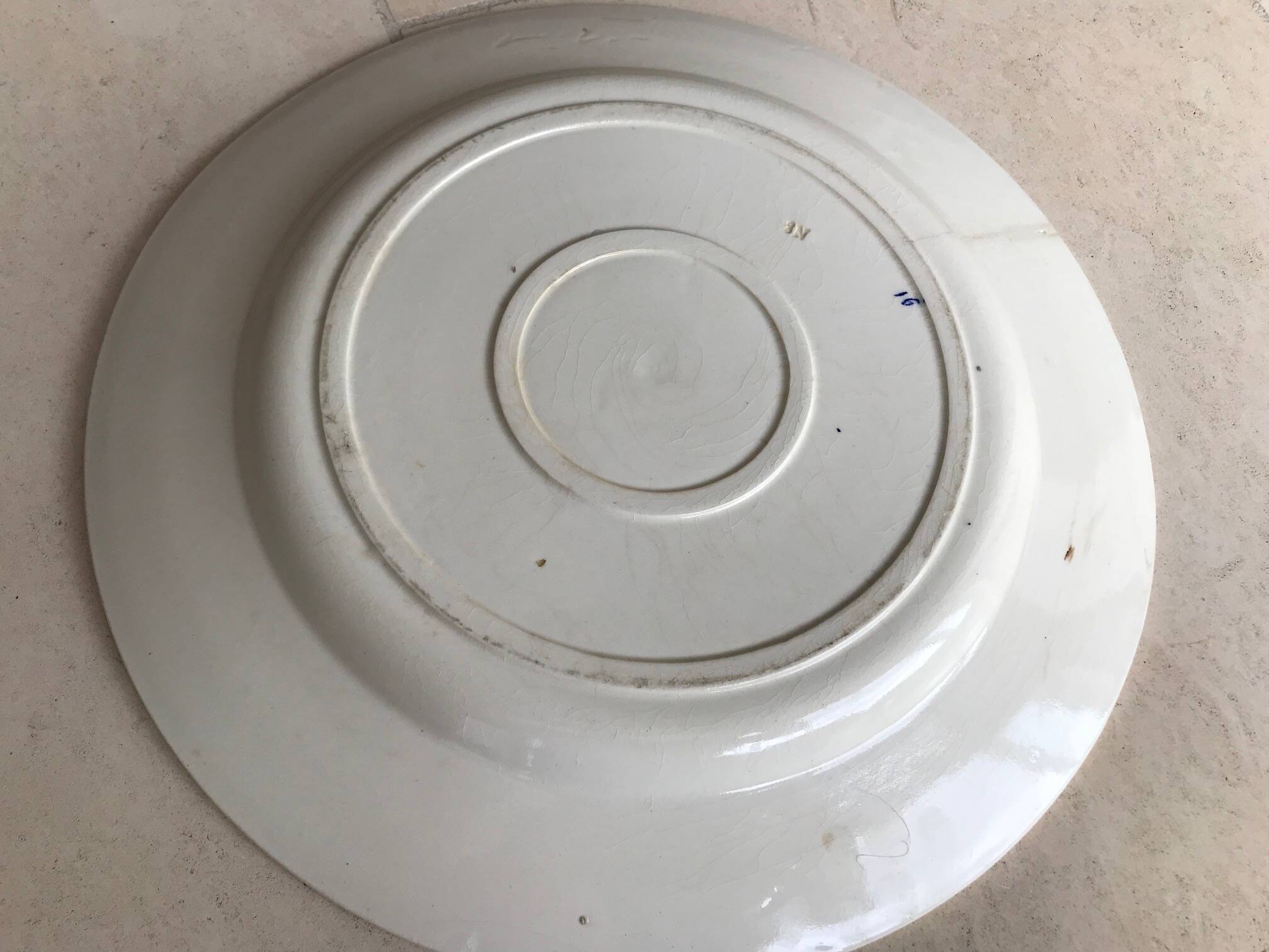 Large iron earth plate in Gien floral pattern