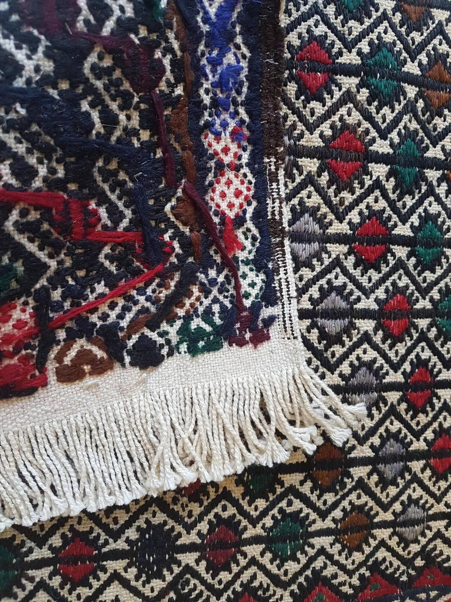 Vintage Turkish kilim handwoven 51x81 cm