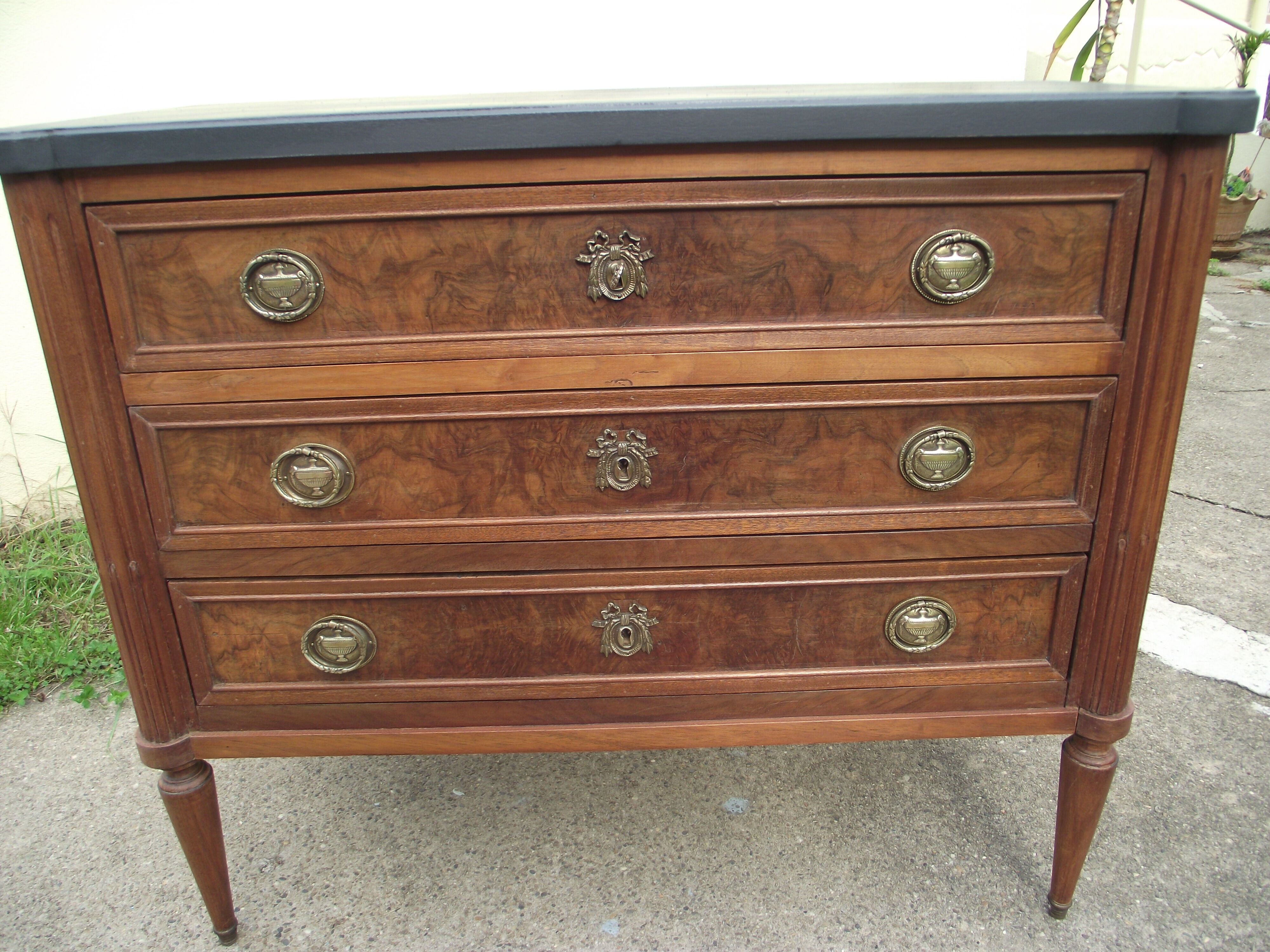 Louis XVI mahogany chest of drawers