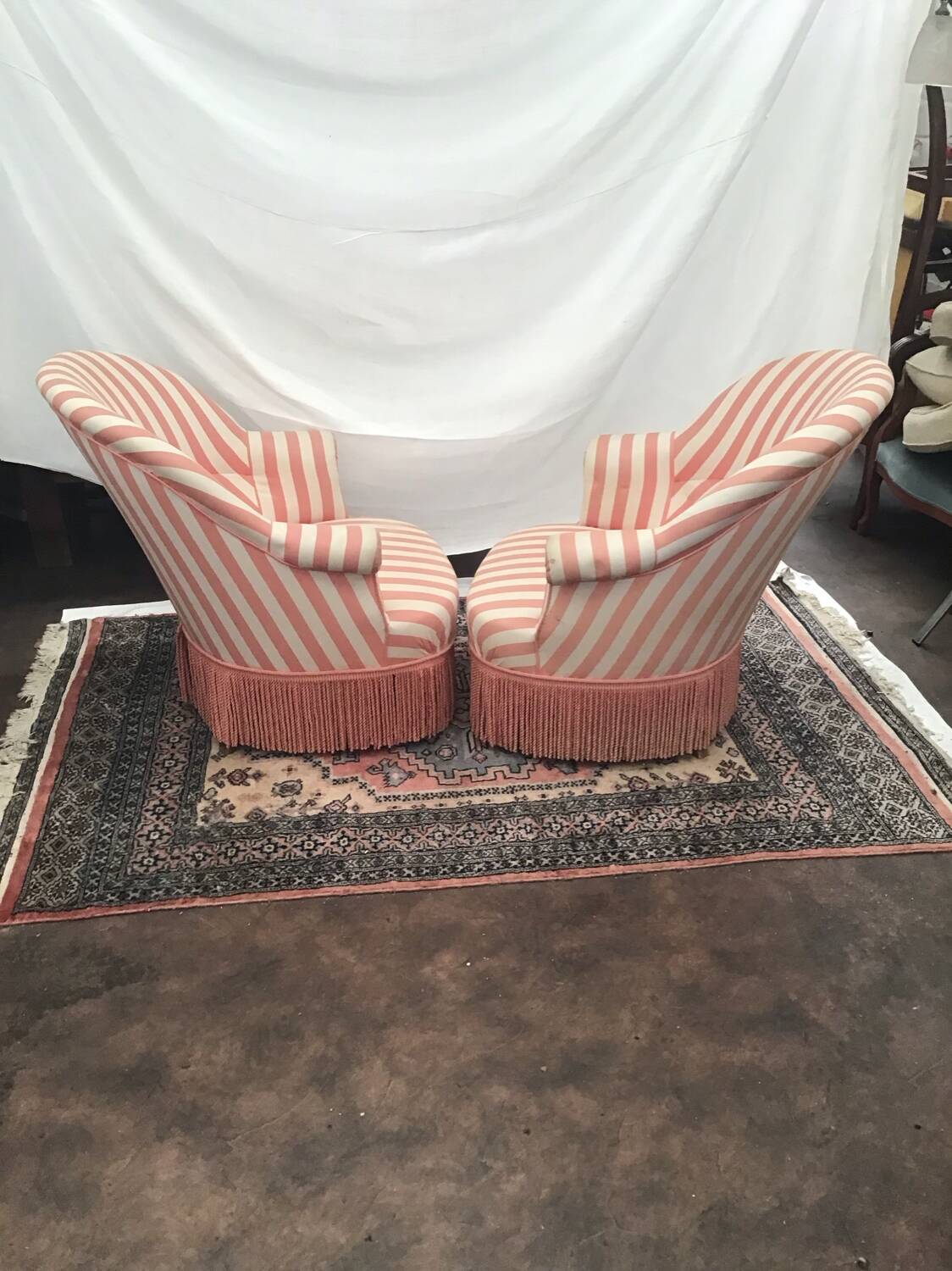 2 toad armchairs