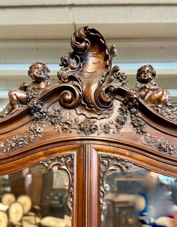 Large Louis XV style bedroom in walnut