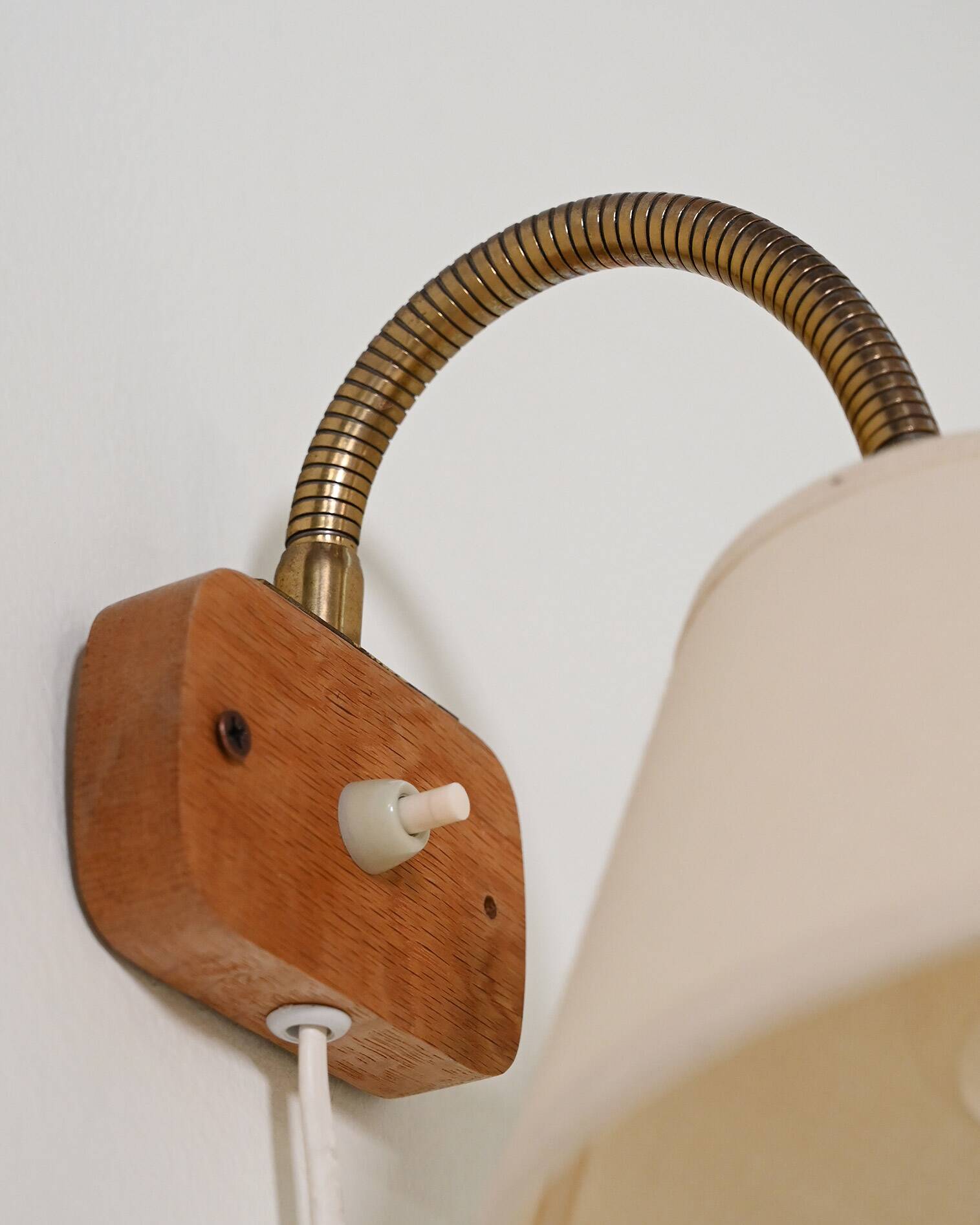 Pair of Scandinavian teak wall lamps, '50s