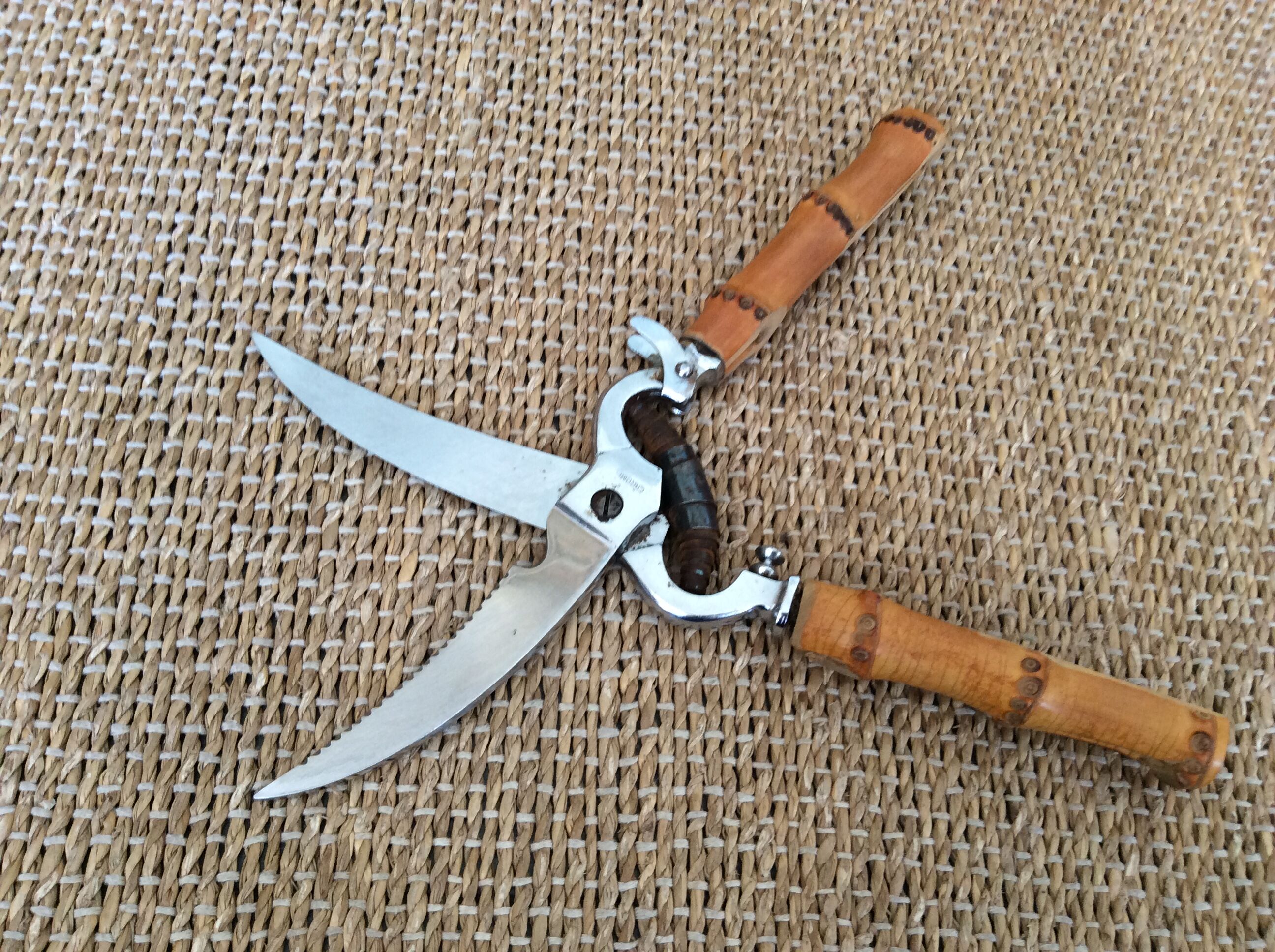 Bamboo pruning shears