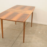 Table à manger pliante en noyer entièrement rénovée, années 1970, Tchécoslovaquie