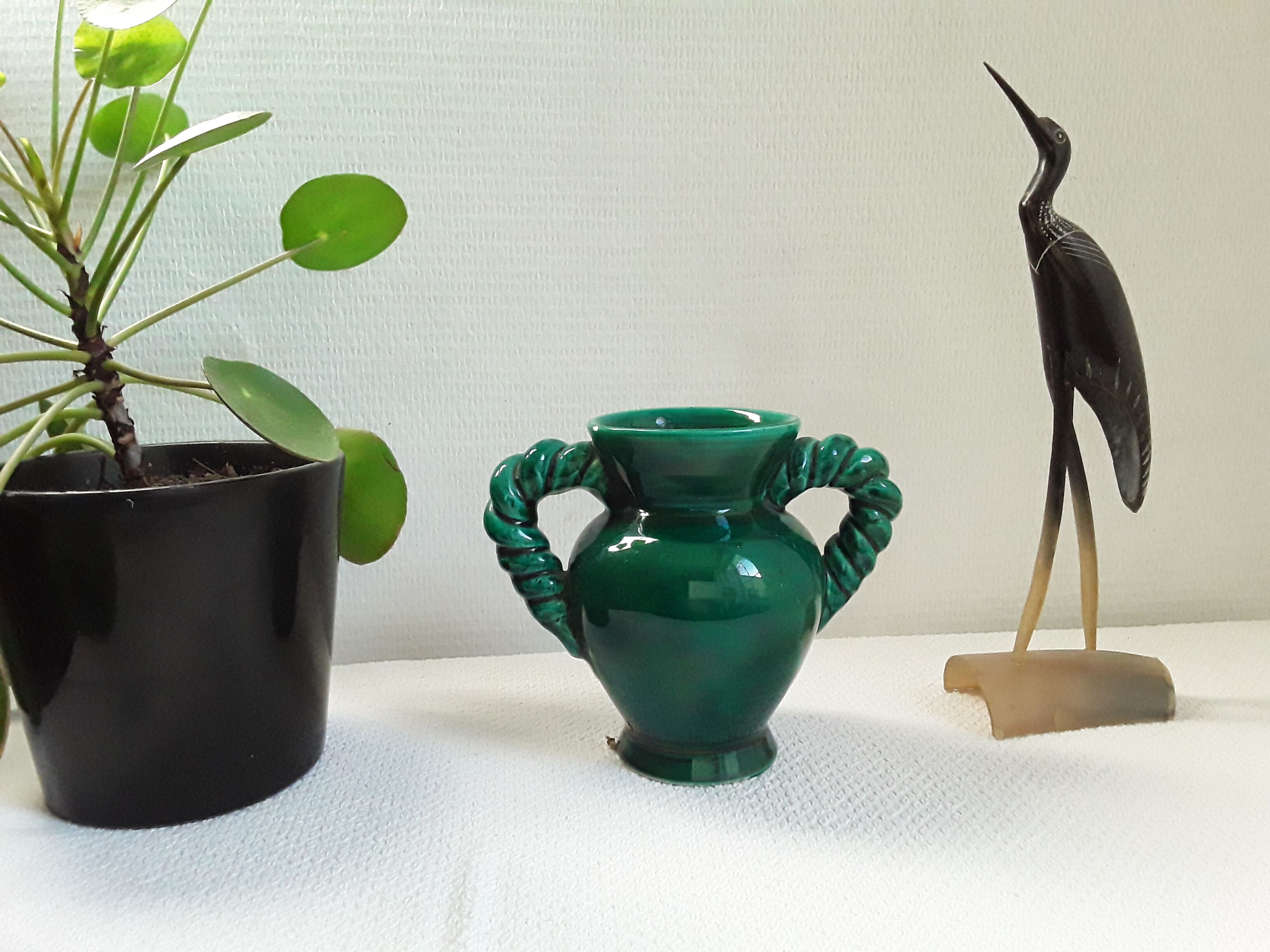 Vase vert Vallauris vintage anses torsadées