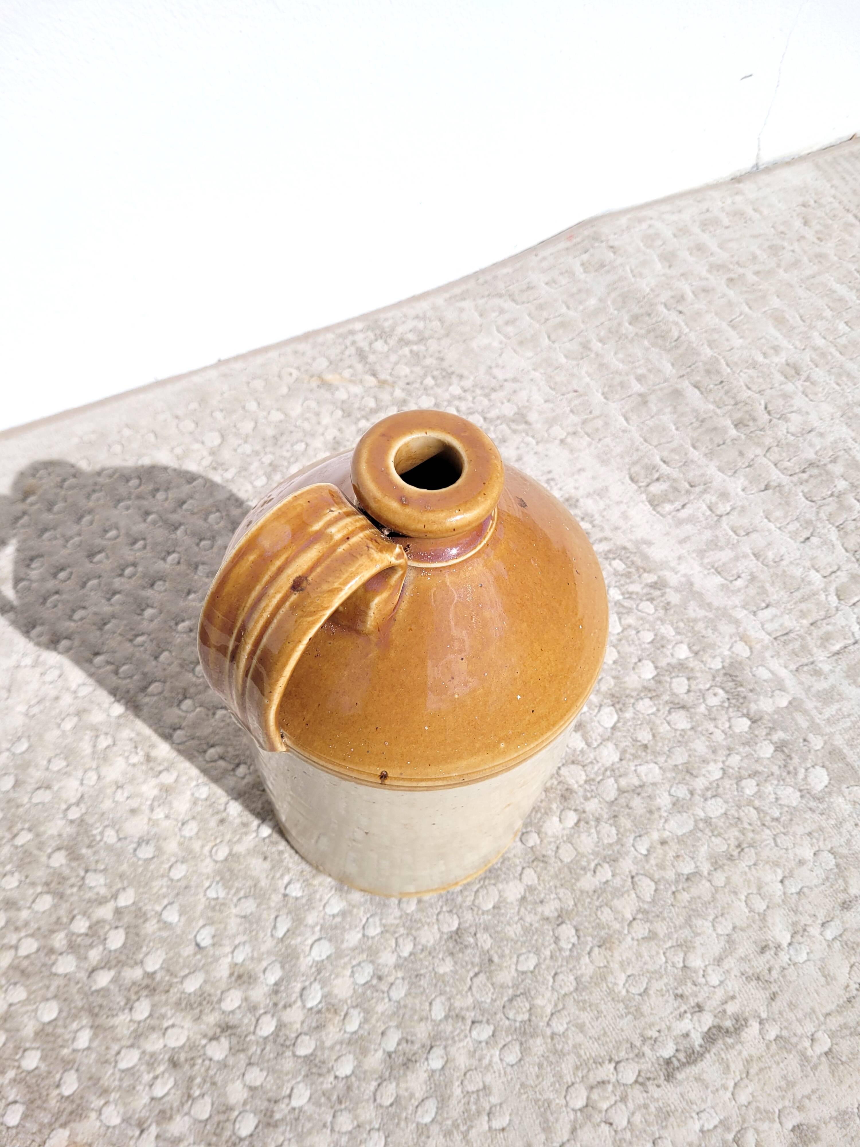 Glazed stoneware jug pot