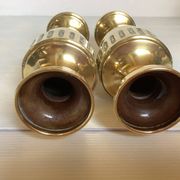 Paire de vases en laiton