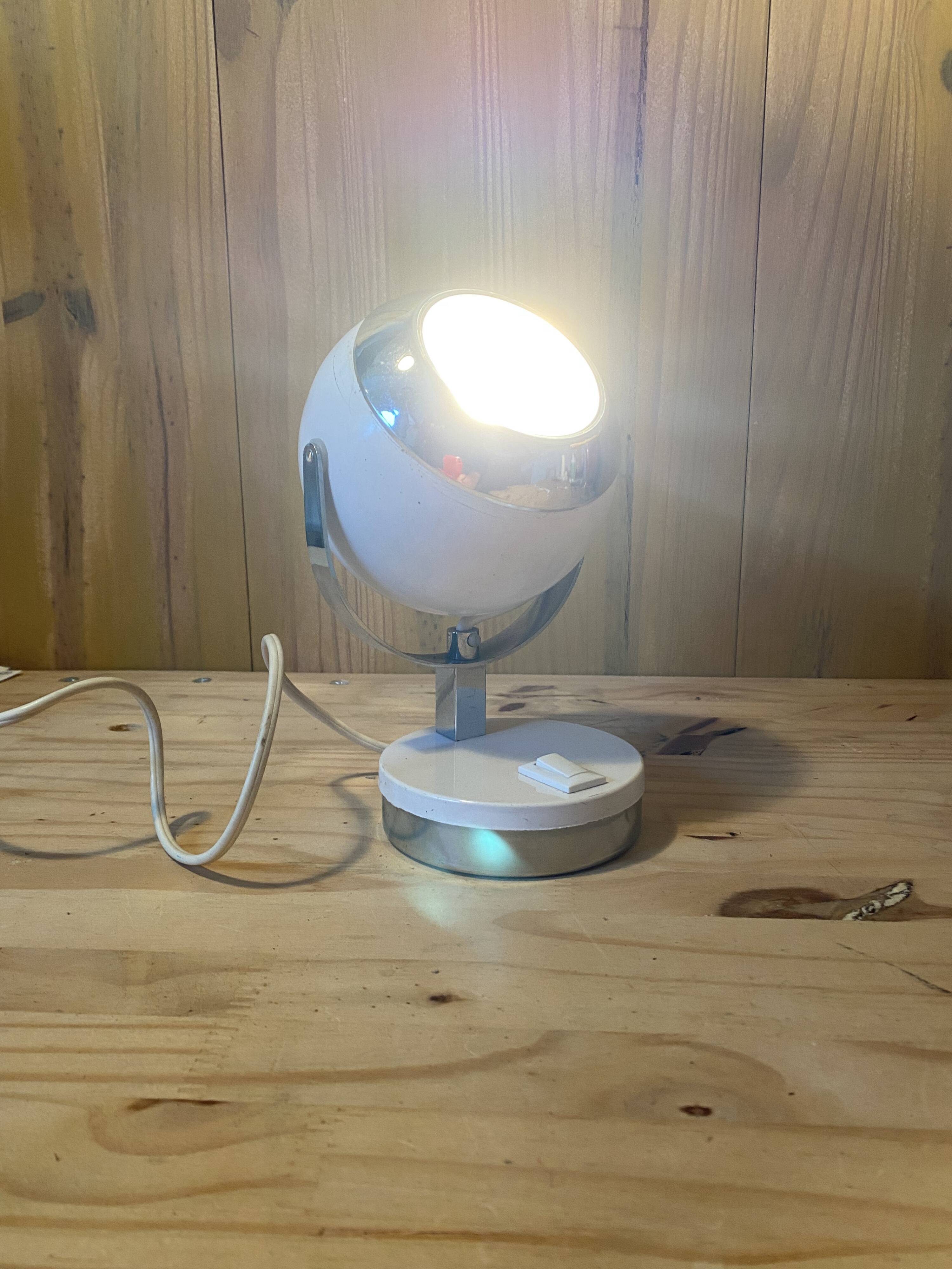 Eyes Ball Lamp