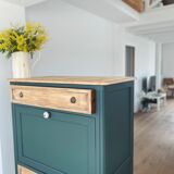 Green office secretary