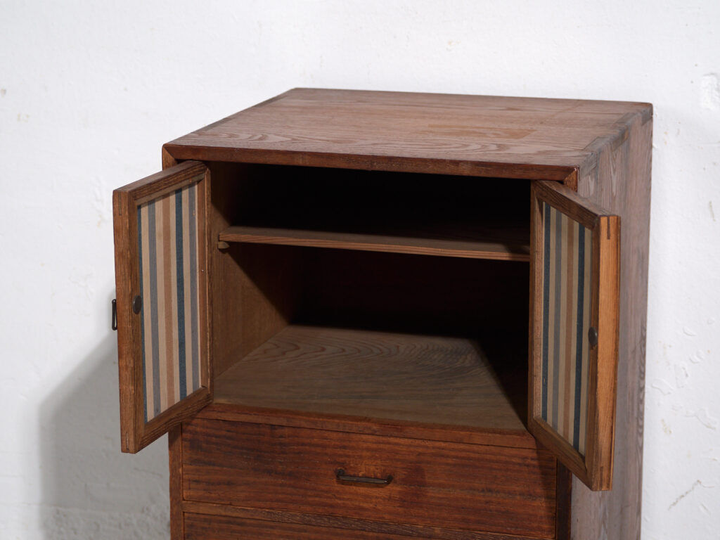 Small antique Japanese cupboard – Showa period (c. 1945-1970) #23
