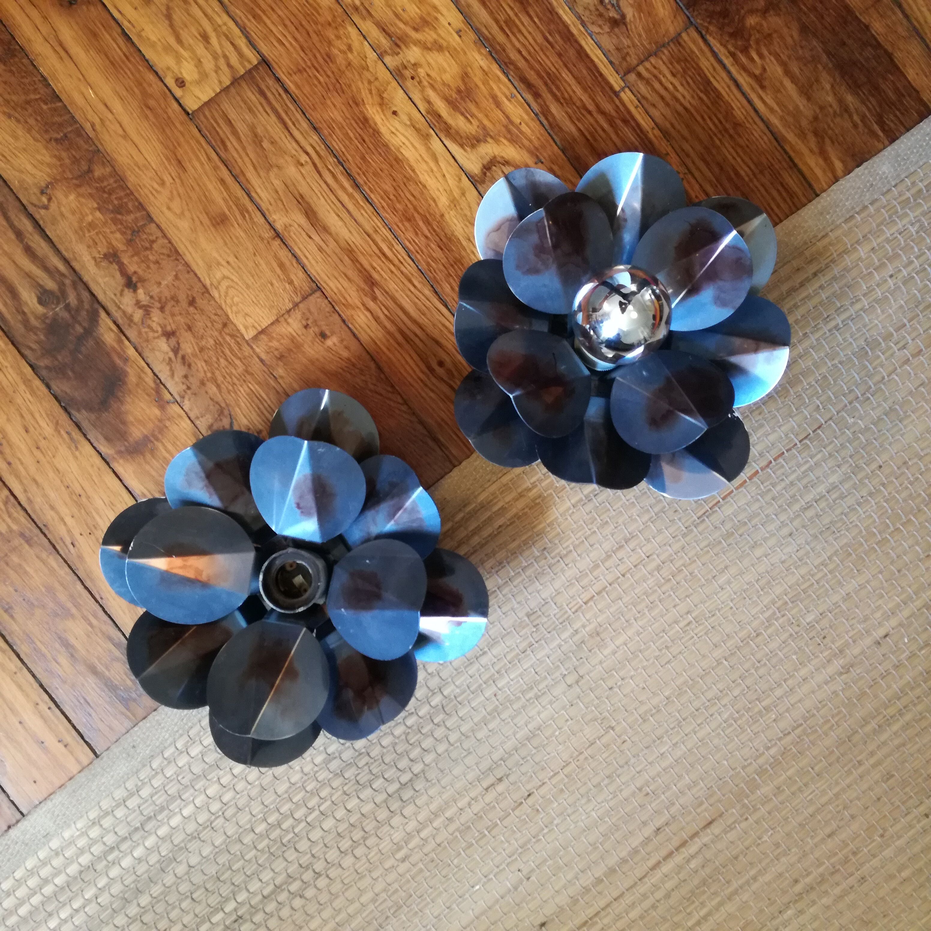 Stylized aluminum flower wall lamps from 1970