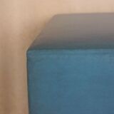Pouf "primary", grey plastic stucture, qm foam blue trim