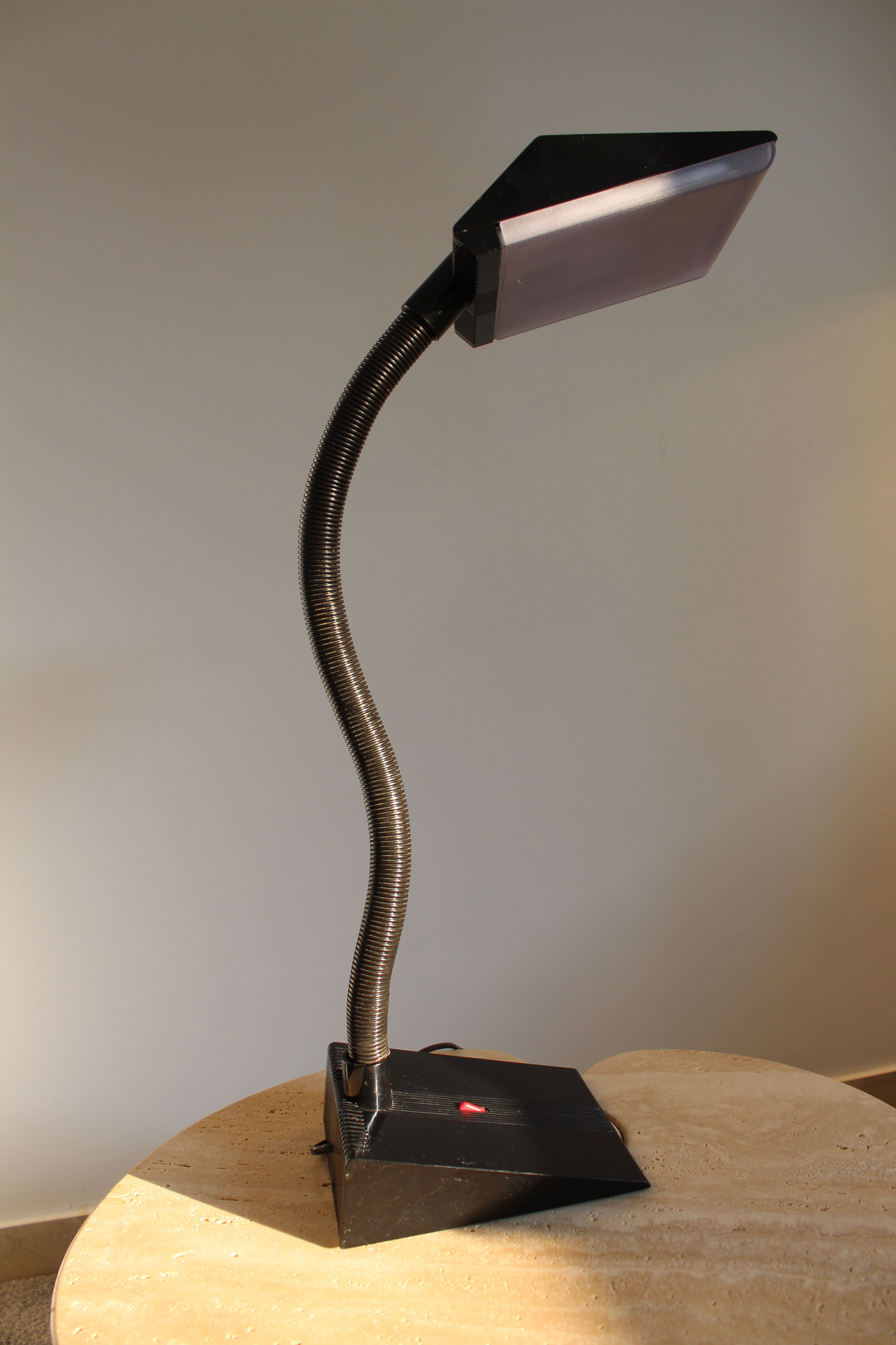 Table lamp Designer Fulvio Battaglia, Italy 80's