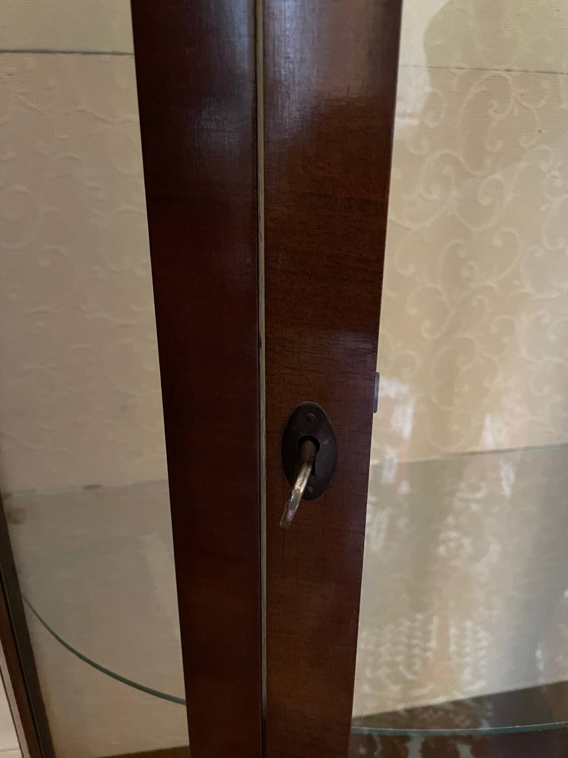 Chippendale-style English-style display case