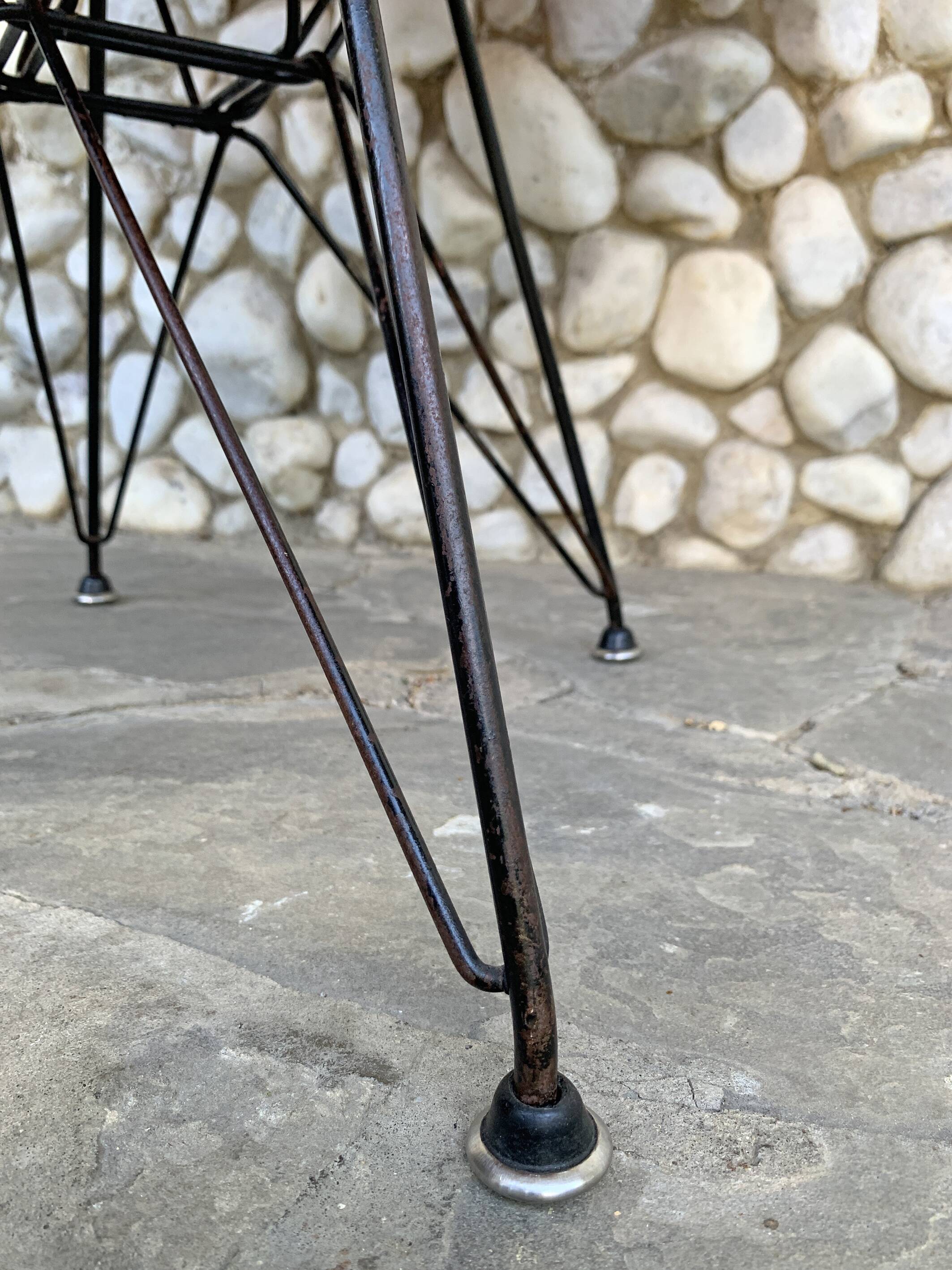 Eames DAR fiberglass armchair with original Eiffel base, Herman Miller 1963