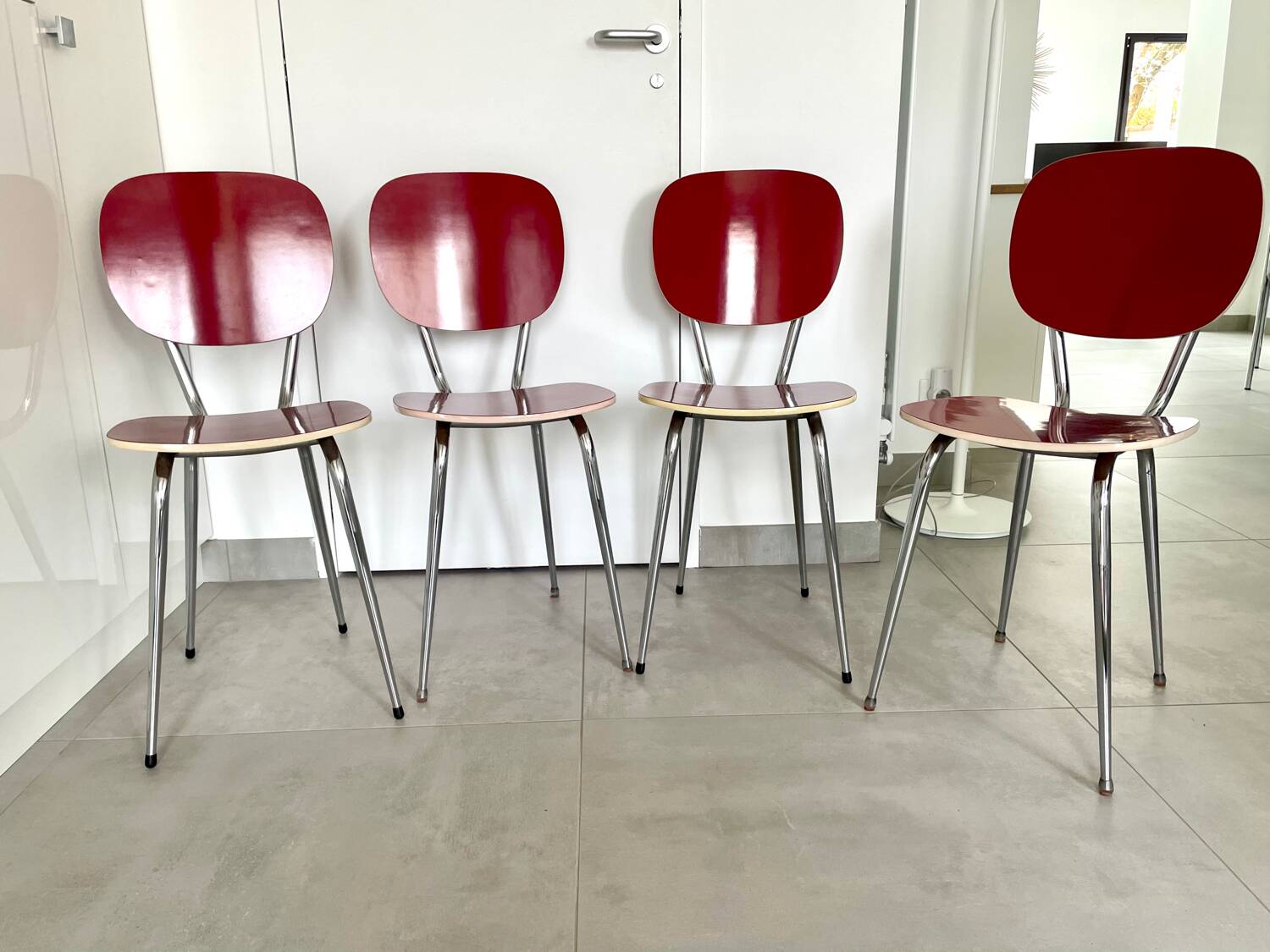 Set of 4 chairs 1960 Formica red perfect condition