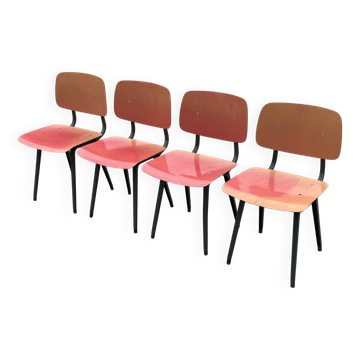 Vintage set of 4x Friso Kramer Revolt chairs Ahrend de Cirkel dutch design