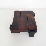 Table basse brutaliste en bois massif du milieu du siècle, Pays-Bas, années 1970