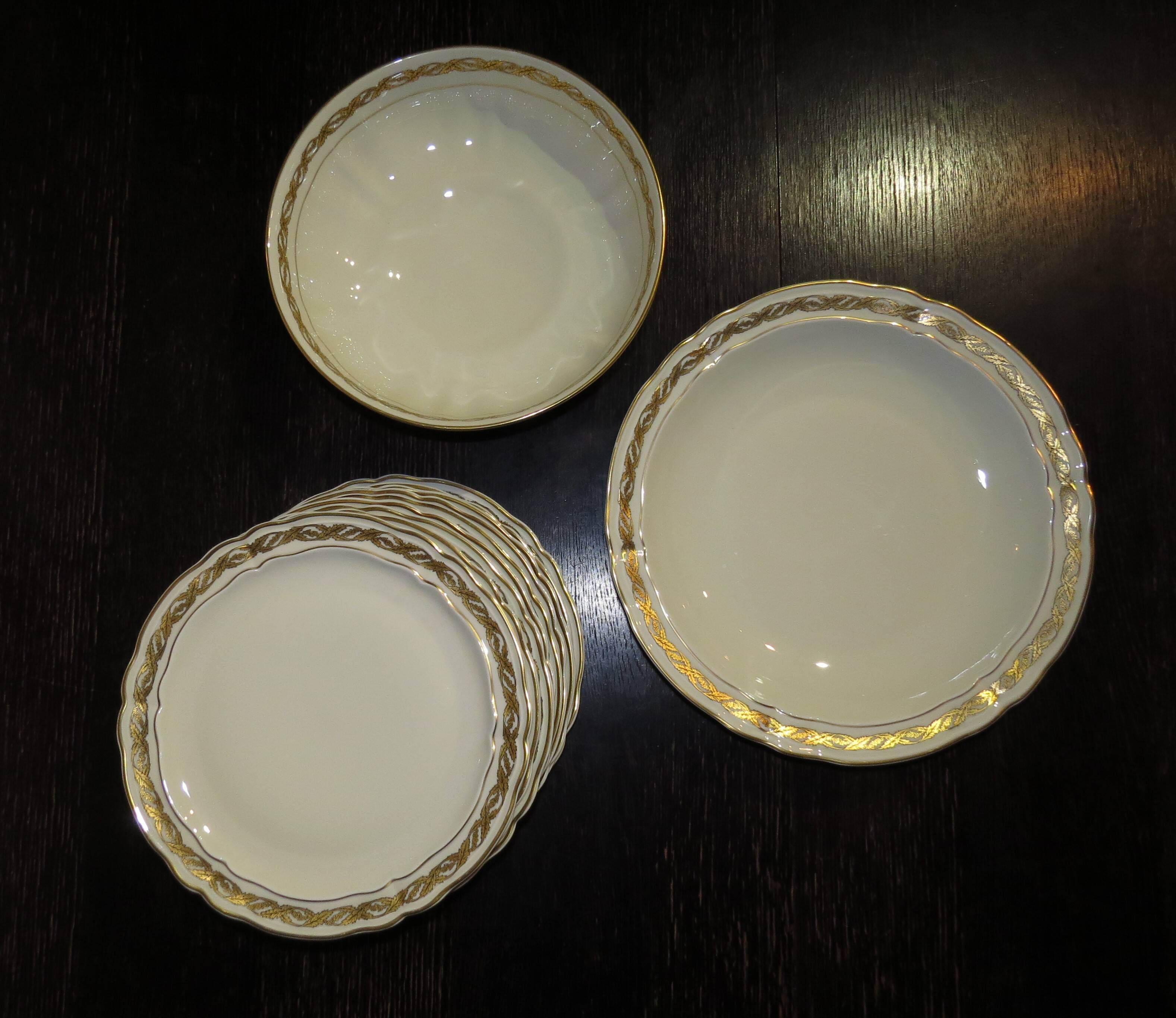 Bernardaud - noailles set of 10 plates and 2 dishes