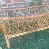 Rattan cradle bed