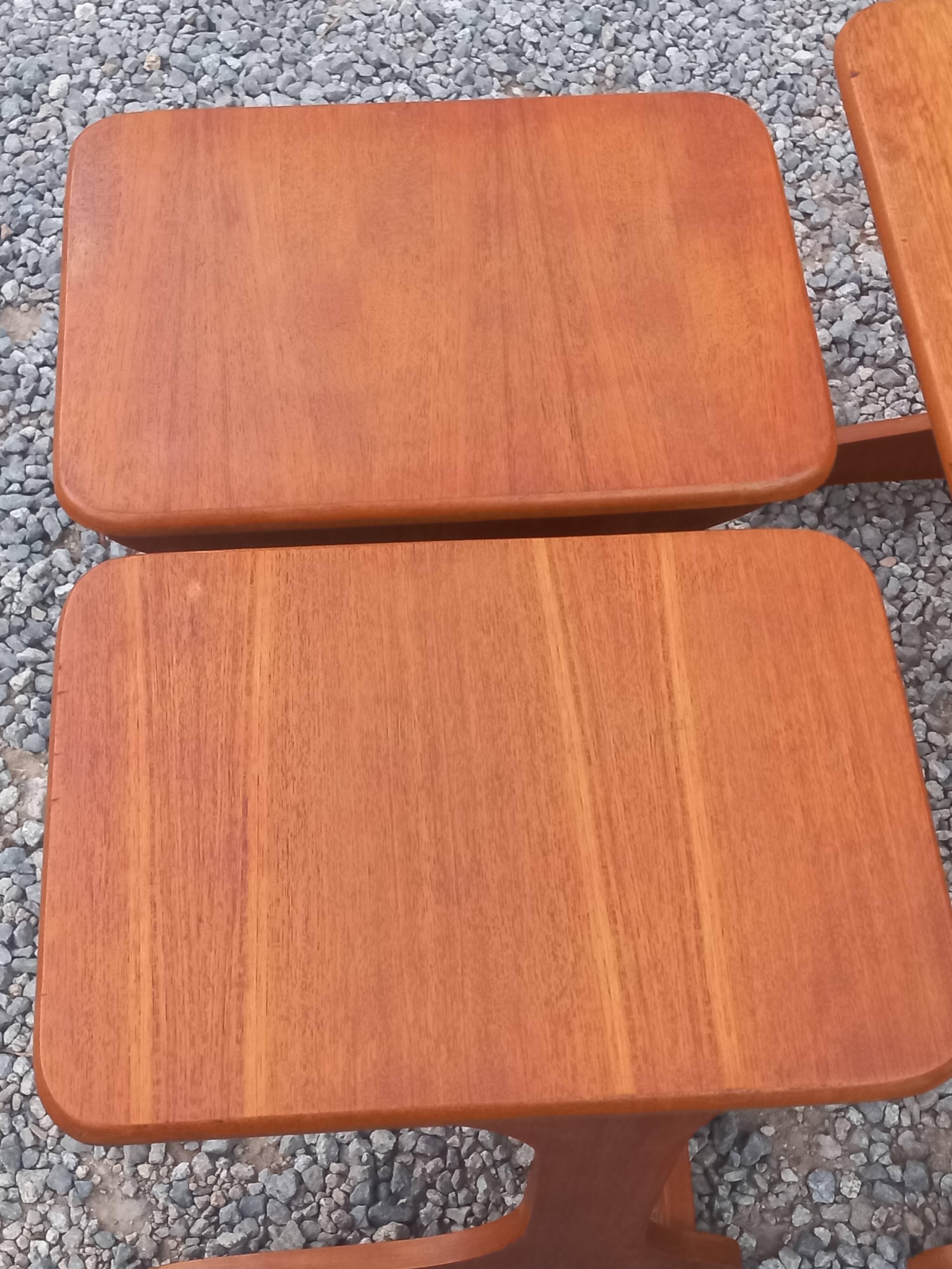 Set of 3 nesting tables in Scandinavian style made of teak from the 1970s.