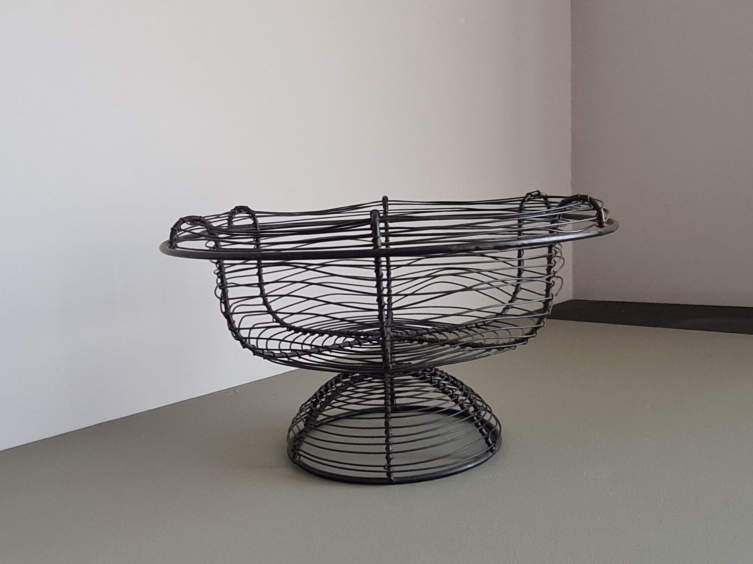 Vintage French wire fruit basket – centerpiece