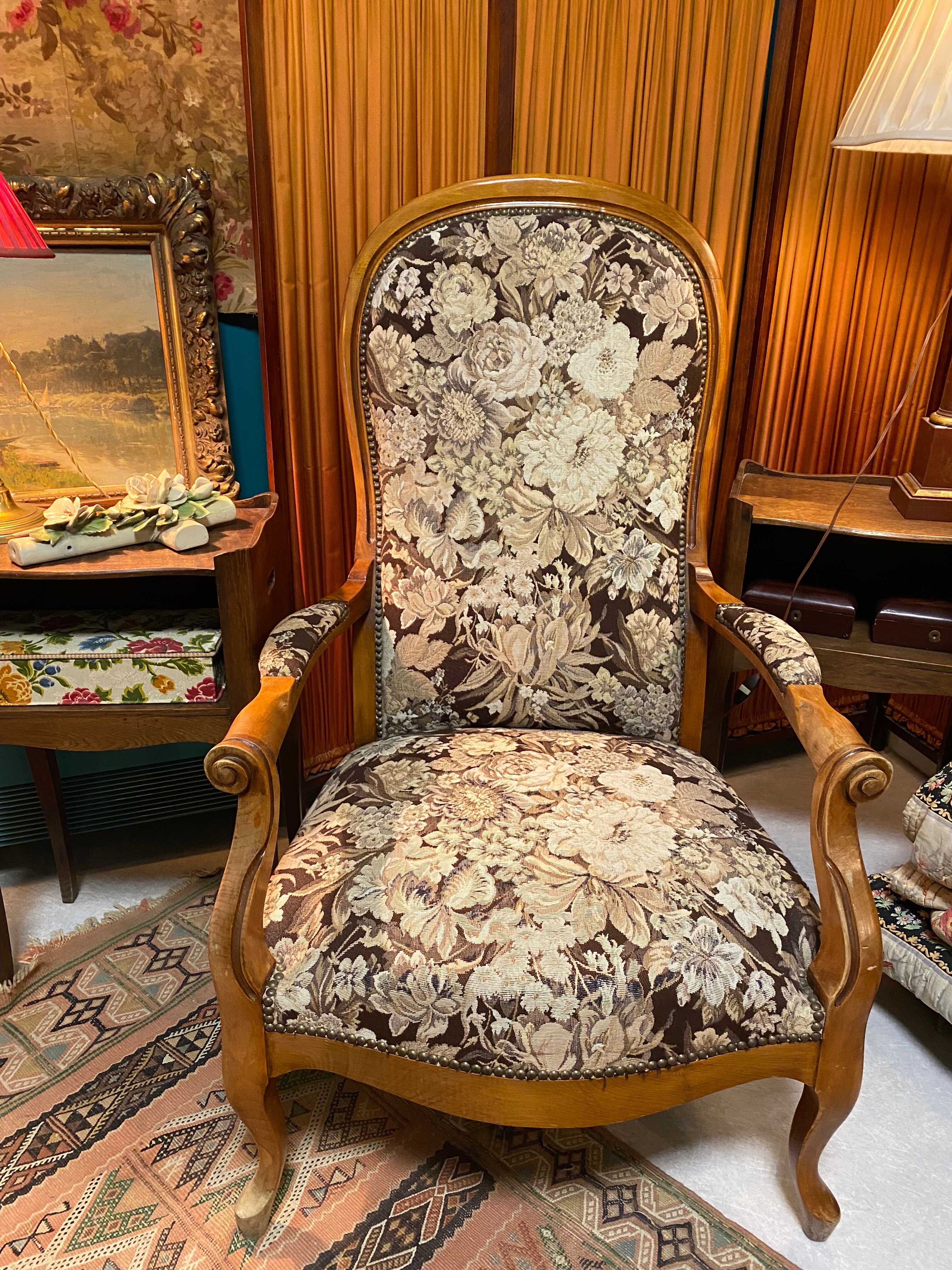Decorative armchair