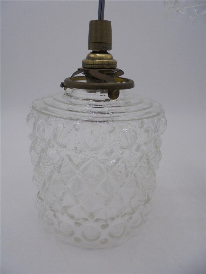 Lot of two suspensions