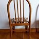 Trois chaises style vintage pin et tissu