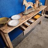 Old workbench, bar counter, high table, console