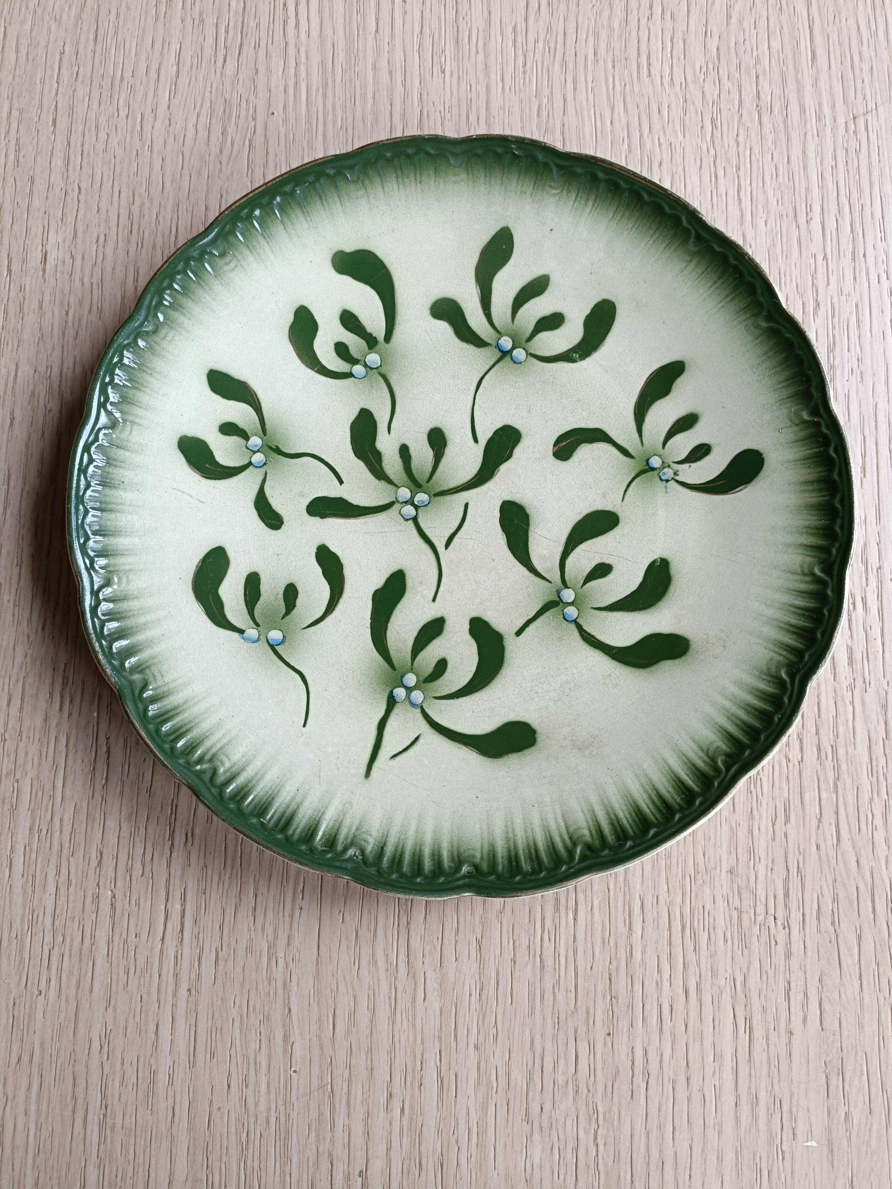 Rare Badonviller plates late 19th mistletoe decor