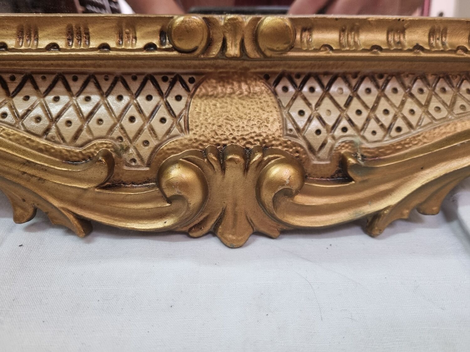 Gilded baroque mirror 60x50cm