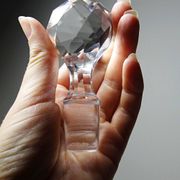 Antique crystal decanter from Nancy, engraved, circa 1920-1930.