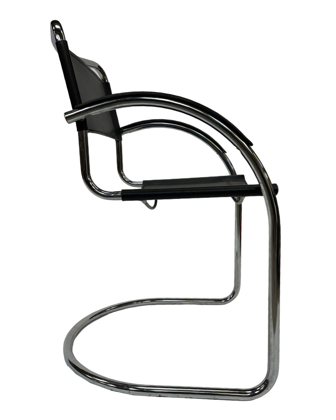Set of 4 bauhaus cantilever chairs black leather and chrome design