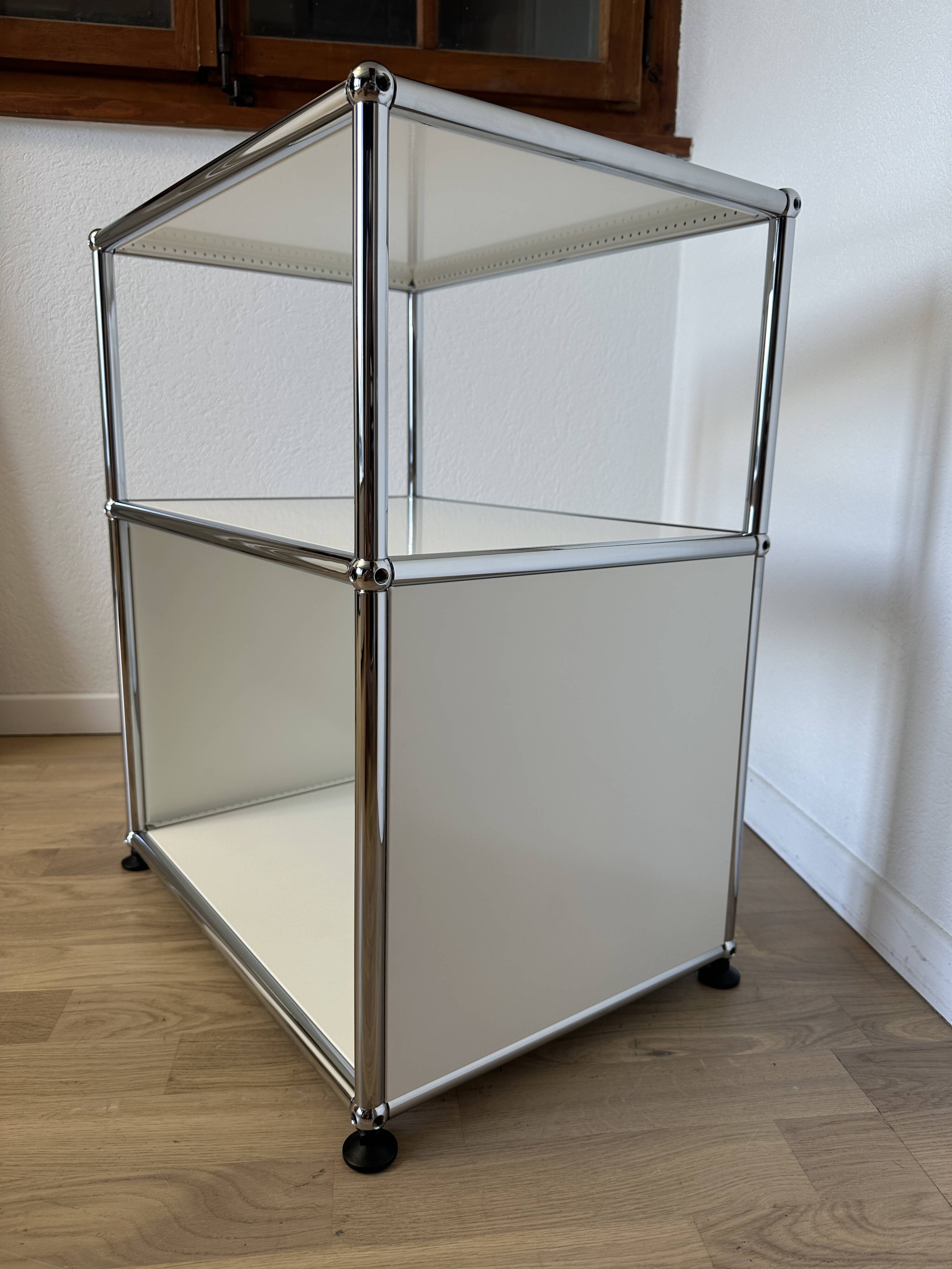 Table d’appoint USM Haller en Blanc Pur