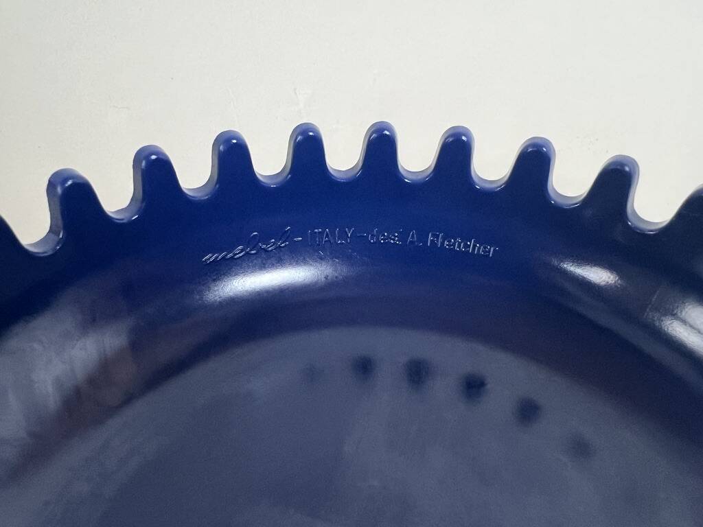 "Clam" ashtray box by Alan Fletcher for Mebel, vintage 1970s.