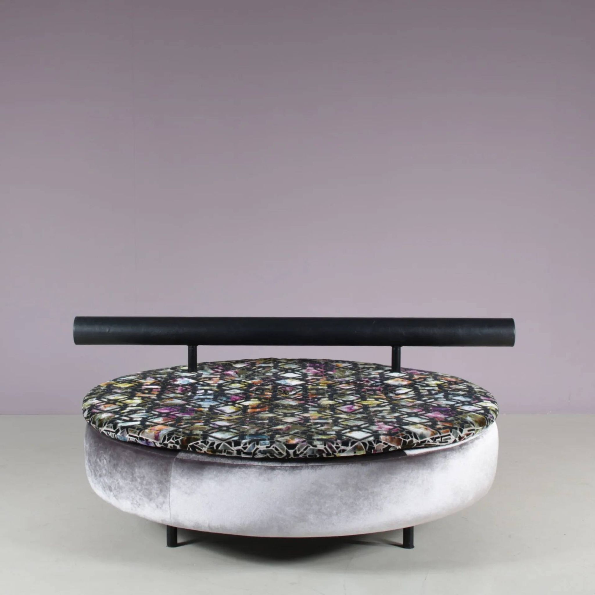 1980s round loveseat in Antonio Citterio style from Italy