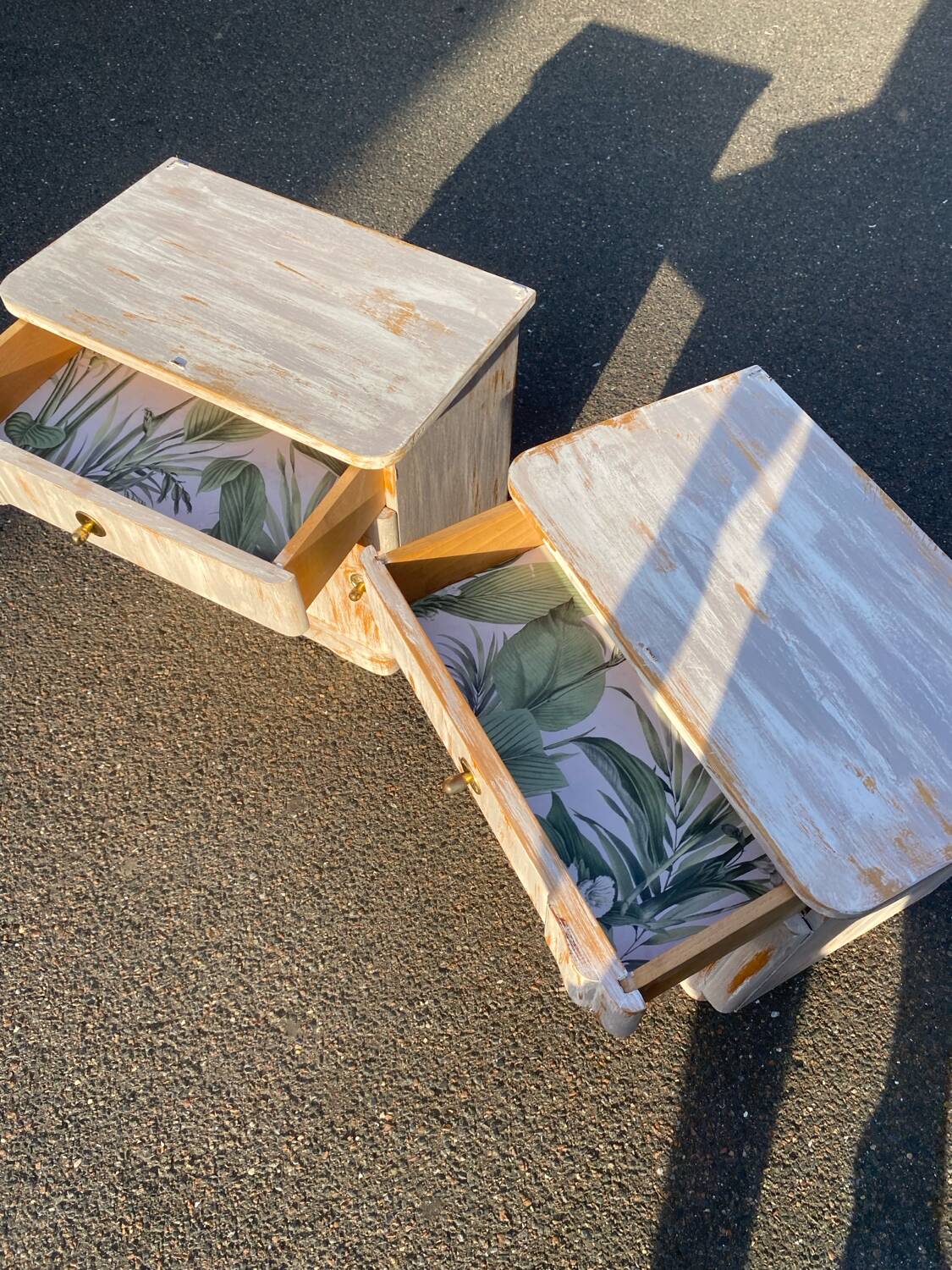 2 German bedside tables