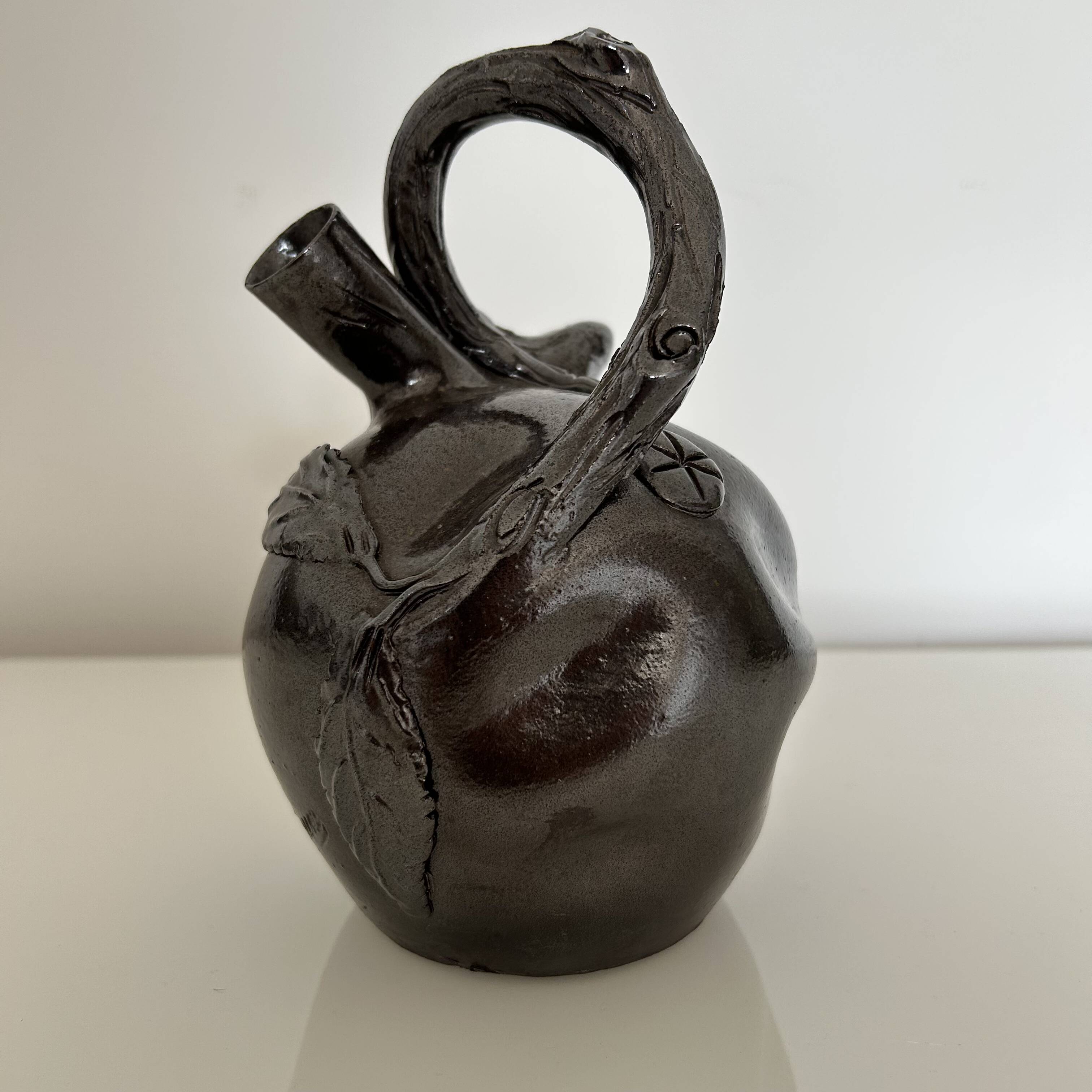 Clay vine jug