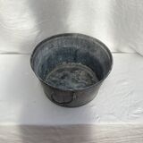 Old zinc basin not pierced