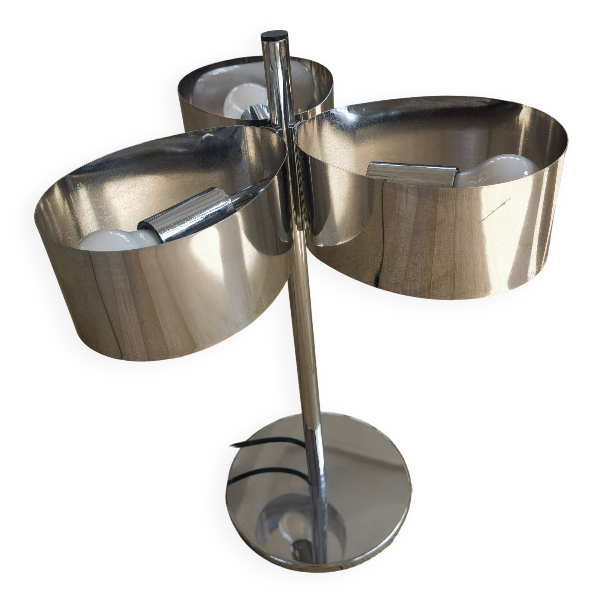 Chromed metal table lamp with 3 lights