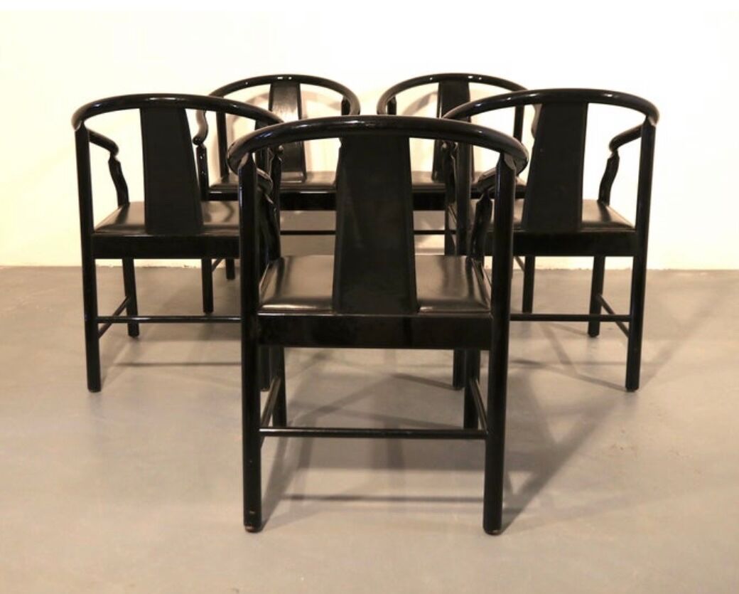Set of 5 black lacquered leather dining chairs similar to China Chair Wegner