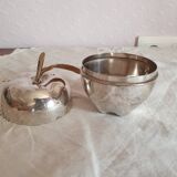 Boîte en métal argenté en forme de pomme style hollywood regency vintage