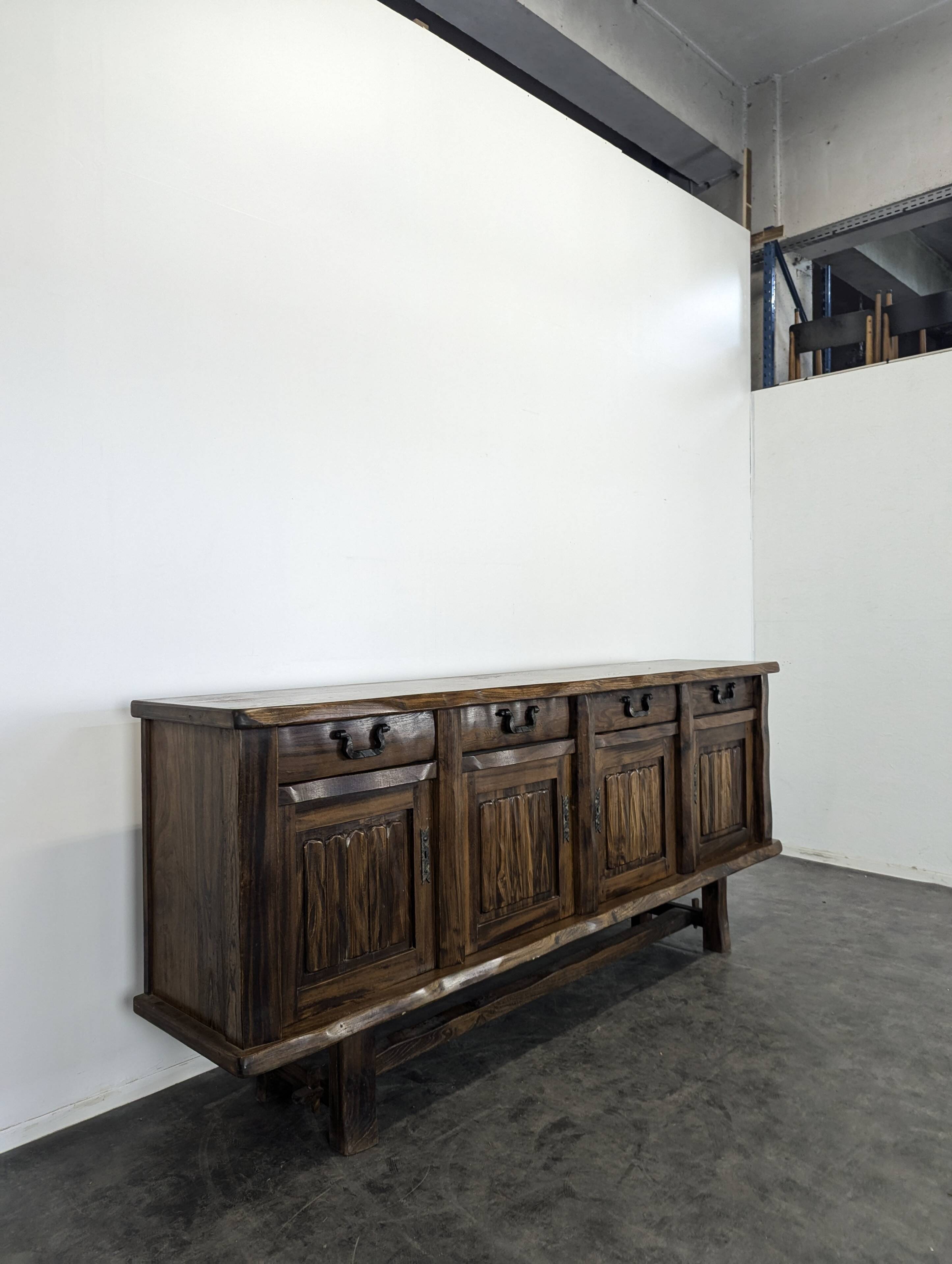 4-door sideboard by Olavi Hänninen