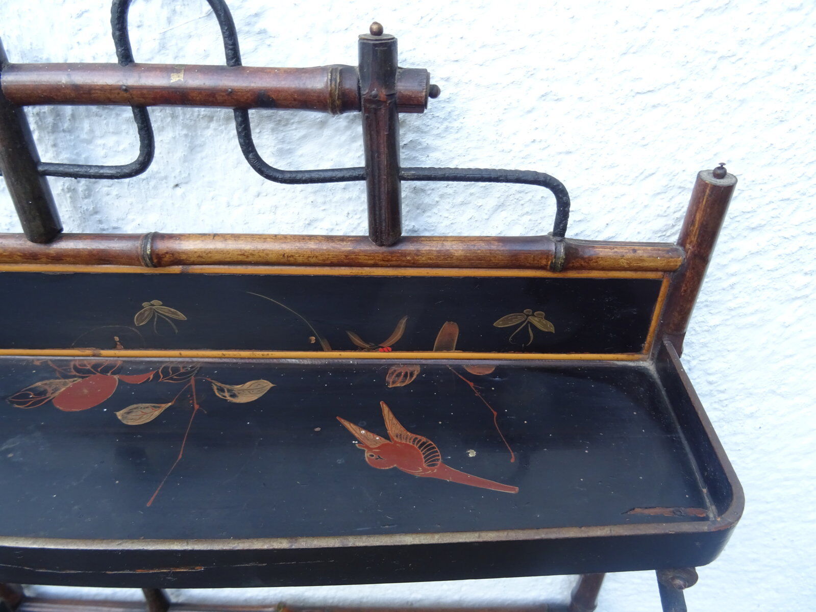 Napoleon 3 lacquered wooden wall shelf