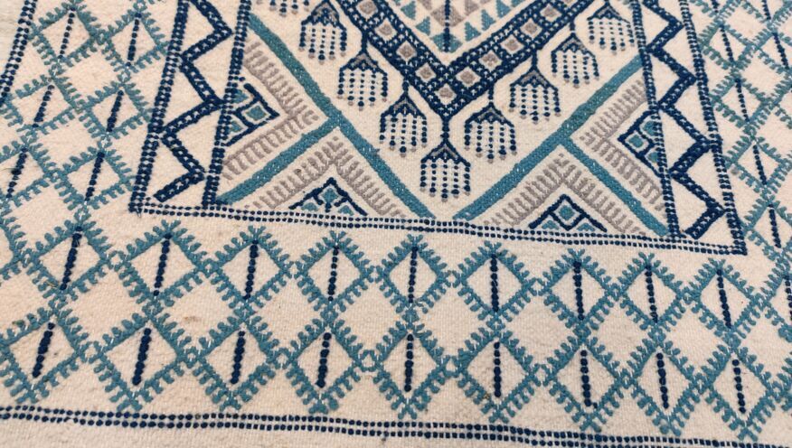 Traditional handmade white blue and gray margoum carpet