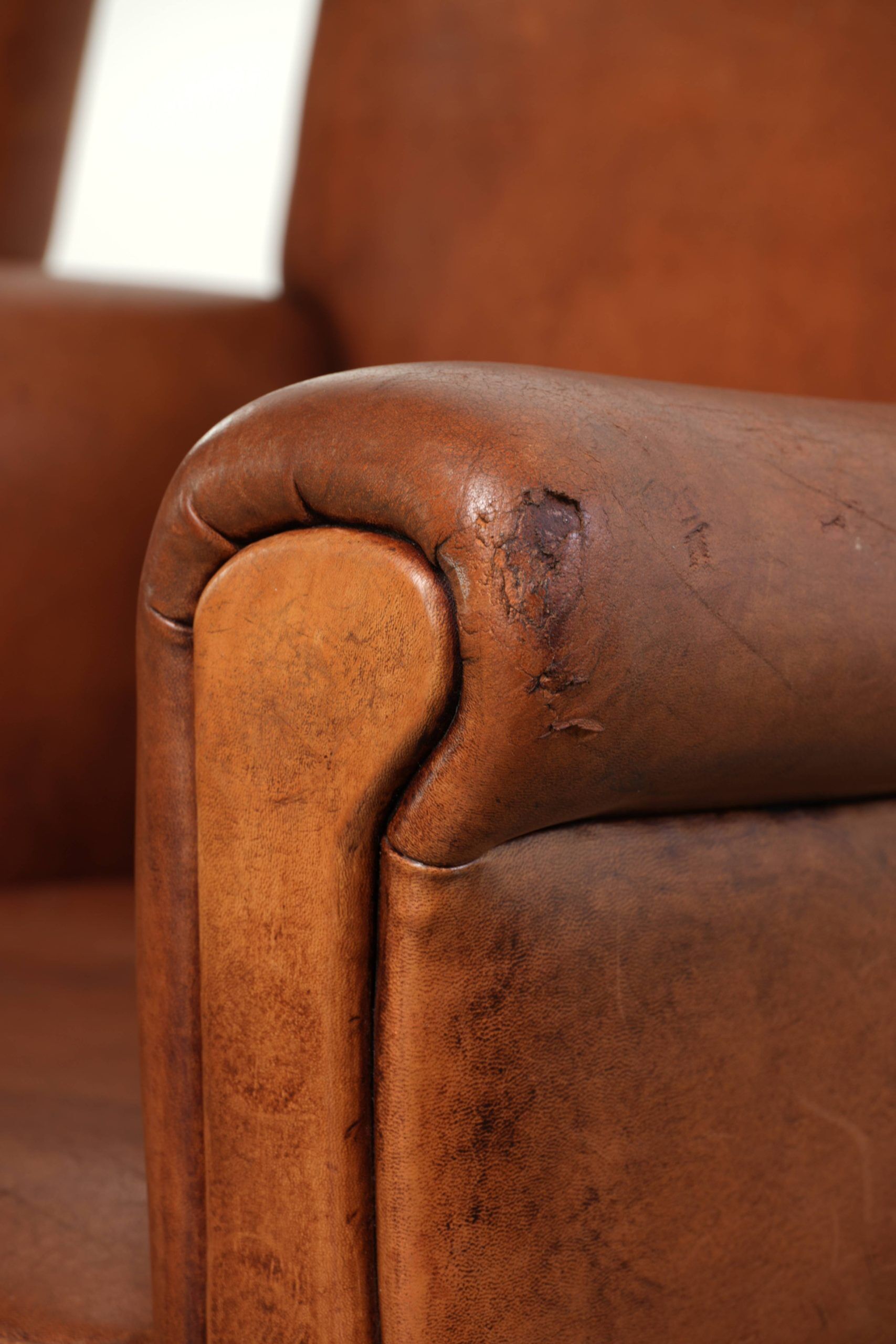 Comfortable set of sheepskin armchairs with and a timeless design