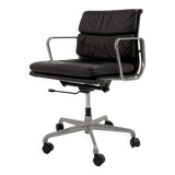 Soft Pad EA217 leather office chair by C. & R. Eames for ICF, 1970