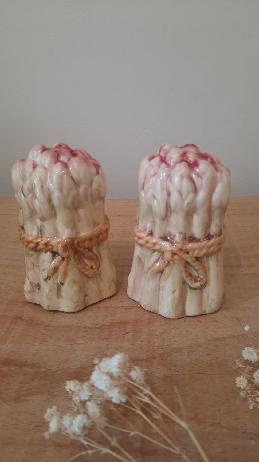 Vintage Slurry Pepper Shaker